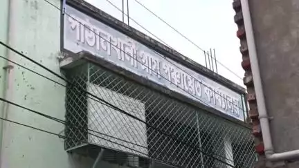 গোসাবা: নকল জন্মপঞ্জি তৈরির ঘটনায় পঞ্চায়েতের চুক্তি ভিত্তিক অস্থায়ী কর্মী গৌতম সর্দার জড়িত, জানালেন পাঠানখালী GP-র প্রধান