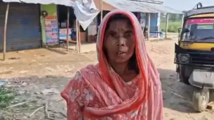 श्रीनगर: पुरानी बाजार में खाना मांगने पर पुत्र और पुत्रवधु ने महिला के साथ की मारपीट, पीड़िता ने थाना में दिया आवेदन