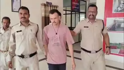 सिविल लाइन पुलिस ने फर्जी आरक्षक भर्ती मामले में एक आरोपी को SP ऑफिस से किया गिरफ्तार