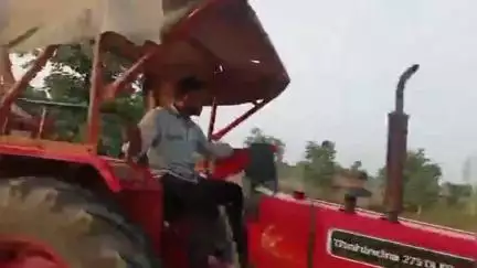 मझौली: मड़वास थाना क्षेत्र में धड़ल्ले से हो रहा है अवैध रेत का परिवहन, ज़िम्मेदार बेख़बर