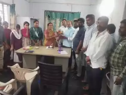 ధర్మవరం హౌసింగ్ ఉన్నతాధికారిగా లక్ష్మీనారాయణమ్మ, తాడిమర్రి వ్యవసాయ అధికారిగా సేకర్ నాయక్ బాధ్యతలు స్వీకరణ