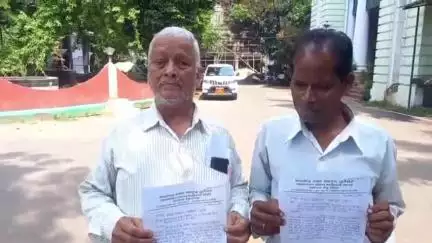 ଢେଙ୍କାନାଳ ସଦର: ଭାରତୀୟ କ୍ଷେତ ମଜଦୁର ସଂଘ ପକ୍ଷରୁ ଆସନ୍ତା ଜନ ଗଣନାକୁ ନେଇ ଜିଲ୍ଲାପାଳଙ୍କ କାର୍ଯ୍ୟାଳୟରେ ଦାବିପତ୍ର ପ୍ରଦାନ