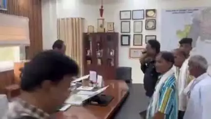 झालरापाटन: पूर्व सभापति मनीष शुक्ला ने जिला कलेक्टर को ज्ञापन देकर शहर में गर्मी से राहत के लिए दिए कई सुझाव