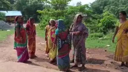 କେନ୍ଦୁଝର ସହର: ବାତୋ ଅଞ୍ଚଳରେ ବ୍ୟାପୁଛି ଝାଡ଼ା ବାନ୍ତି, ମେଡ଼ିକାଲ ଟିମ ପହଞ୍ଚି ସ୍ୱାସ୍ଥ୍ୟ ପରୀକ୍ଷା ପାଇଁ ଦାବି କଲେ ଗ୍ରାମବାସୀ #jansamasya