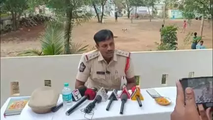 భూమి తగాదాలు ఐదు మంది ముద్దాయిలు అరెస్టు - సిఐ మారుతి శంకర్