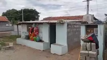 திருப்பூர் தெற்கு: மகளுக்கு பாலியல் தொல்லை கொடுத்த கணவரை காவல்துறையிடம் காட்டிக் கொடுத்ததற்காக மனைவிக்கு அரிவாள் விட்டு