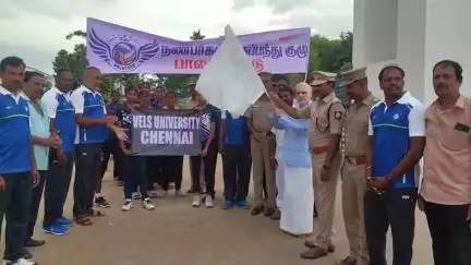 பாலக்கோடு: அரசு ஆண்கள் மேல்நிலைப் பள்ளியி மைதானத்தில் மாநில அளவிலான ஆண்கள் மற்றும் பெண்களுக்கான 3ம் ஆண்டு கைப்பந்து போட்டி துவக்கம்