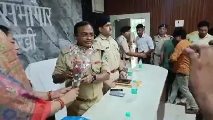 पचरुखी: सारण डीआईजी ने पचरुखी में जनप्रतिनिधियों के साथ की बैठक