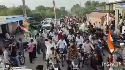 રાધનપુર: ગોતરકાનો યુવાન આર્મીની તટ્રેનિંગ કરી વતન પરત ફરતા ગ્રામજનો દ્વારા ભવ્ય સ્વાગત કરાયું