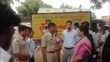 ಶಹಾಪುರ: ಅಸ್ಪೃಶ್ಯತೆ ಆಚರಿಸಲಾಗಿದೆ ಎಂಬ ನಾಲ್ವಡಗಿ ಗ್ರಾಮಕ್ಕೆ ಹಲವು ಅಧಿಕಾರಿಗಳು ಭೇಟಿ, ಪರಿಶೀಲನೆ #localissue