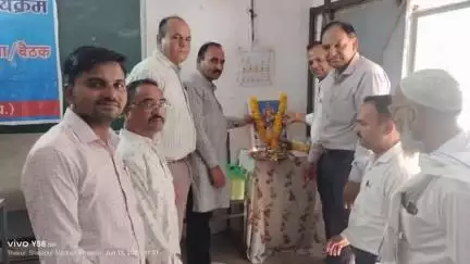मोहन बड़ोदिया: जनपद शिक्षा केंद्र मोहन बड़ोदिया में संकुल स्तरीय उल्लास नवभारत साक्षरता प्रशिक्षण सम्पन्न
