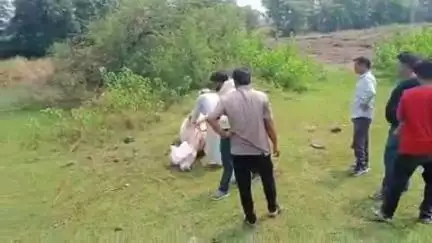 प्रभात पट्टन: प्रभात पट्टन के ग्राम पंचायत खेड़ा में आकाशीय बिजली गिरने से बैल की मौत