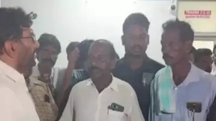 బాధితుల్ని పరామర్శించిన సర్వేపల్లి ఎమ్మెల్యే సోమిరెడ్డి...మెరుగైన వైద్యం అందించాలని అధికారులకి సూచన