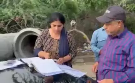 ఇబ్రహీంపట్నం: రంగారెడ్డి జిల్లాలో 12 స్కూల్ బస్సులు సీజ్ చేసినట్లు రవాణా శాఖ అధికారులు వెల్లడి