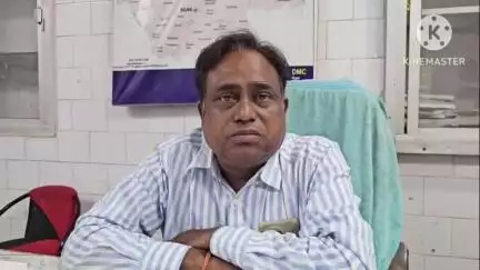 आगर: आगर जिले के नवागत सीएमएचओ डॉ. दिनेश देहलवार ने कार्यालय पहुंचकर कार्यभार संभाला