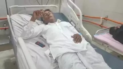 अकलेरा: खेमाखेड़ी रूपपुरा गांव में घर पर सो रहे एक व्यक्ति की तबियत बिगड़ी, अज्ञात जहरीले जीव के काटने से जिला अस्पताल में भर्ती