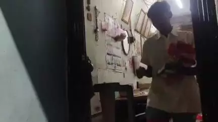 বারুইপুর: বেআইনি মদ মজুদ বিক্রির অপরাধে গ্রেপ্তার এক ব্যক্তিকে ১৪ দিনের জেল হেফাজতের নির্দেশ