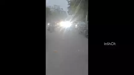 होशंगाबाद नगर: नर्मदापुरम: रेत माफिया द्वारा अवैध उत्खनन, ट्रैक्टर से परिवहन का वीडियो वायरल