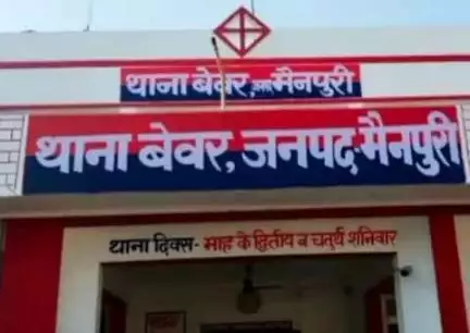 बेवर। रिमांड पर आए आरोपी ने बरामद कराई पिस्टल  आरोपी ने नगला परम निवासी विपेंद्र को गोली मारकर किया था घायल......