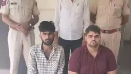 सीकर: दादिया इलाके में 6 लाख रुपये की लूट के मामले में पुलिस ने दो आरोपियों को किया गिरफ्तार, जांच जारी