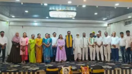 अहेरी: "आतापासूनच कामाला लागा"
आमदार धर्मराव बाबा आत्राम यांचे अहेरीच्या वासवी सभगृहात कार्यकर्त्यांना कानमंत्र