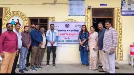 હિંમતનગર: પાલિકાના ચીફ ઓફિસરની ઉપસ્થિતિમાં પાલિકાના કર્મચારીઓ અને પરિવારજનોનો હેલ્થ મેડિકલ ચેકઅપ કેમ્પ યોજાયો