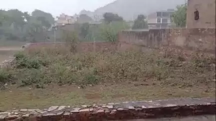 बुहाना: सिंघाना क्षेत्र में हुई बारिश से लोगों को मिली राहत, झुलसाने वाली गर्मी और हीटवेव से आमजन था बेहाल