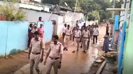 ఎవరిని అనుమానితులు సంచరిస్తే వెంటనే పోలీసులకు తెలిపాలి: మైదుకూరు సిఐ  రమణారెడ్డి