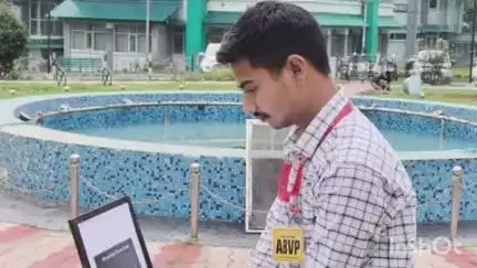 पालमपुर: पिछले कल अहमदाबाद में प्लेन क्रैश की घटना पर एबीवीपी कृषि विश्वविद्यालय पालमपुर इकाई ने अर्पित की श्रद्धांजलि