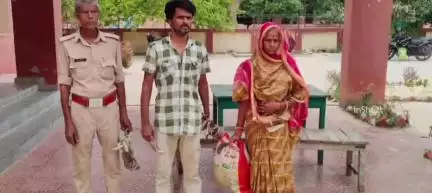 बनकटवा: पुलिस ने पत्नी की हत्या करने वाले पति और मां को किया गिरफ्तार, भेजा गया जेल