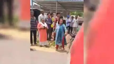 બારડોલી: હરિપુરા ગામે મારામારી ની ઘટના બની.