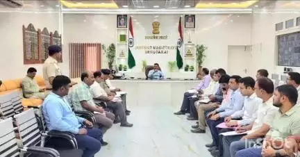 बेगूसराय: कार्यालय कक्ष में DM की अध्यक्षता में जिला सड़क सुरक्षा समिति की बैठक आयोजित, कई निर्देश दिए गए