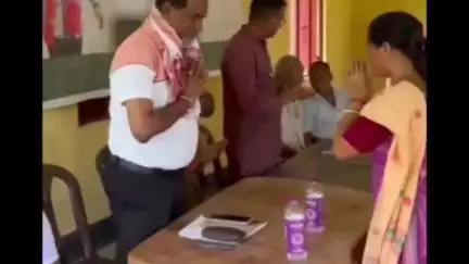 গোঁসাইগাঁও ভাগ: ভূমকাত বি টি আৰ চৰকাৰৰ গ্ৰীণ বডোলেণ্ড মিছন আঁচনিৰ অধীনত এডপটেড ভিলেজ  মুকলি কাৰ্যবাহী সদস্য ছজল সিংহ ৰ