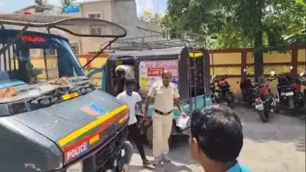 কাকদ্বীপ: নাবালিকা মেয়েকে অপহরণের অভিযোগে গ্রেপ্তার এক হারুউড পয়েন্ট এলাকার ঘটনা আজ আদালতে পেশ করলো