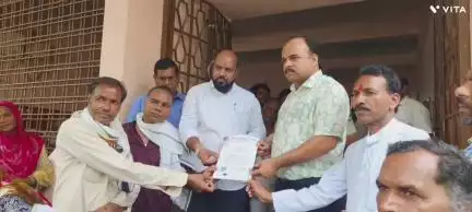 नागदा: राष्ट्रीय गुजराती बलाई समाज संगठन ने पीड़ितों को न्याय दिलाने के लिए एसडीएम को ज्ञापन सौंपा