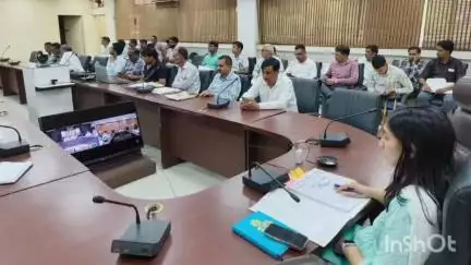 रेवाड़ी: एडीसी ने अधिकारियों को दिए निर्देश, लंबित शिकायतों का जल्द करें समाधान