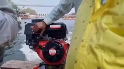 खंडवा: तीर्थनगरी ओंकारेश्वर में अब पेट्रोल से चलने वाली नाव, कलेक्टर एसपी ने किया निरीक्षण