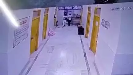गुमला: सदर अस्पताल से 14 दिन का बच्चा चोरी, पुलिस जांच में जुटी