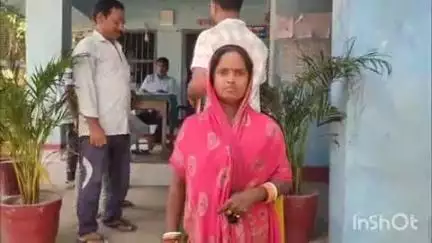 शंभूगंज: खपड़ा गांव: घरेलू विवाद में पति और सौतन ने महिला से मारपीट की, घर से निकाला, मामला थाने पहुंचा