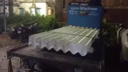 দিনহাটা ১: জোড়কালীর পাট এলাকায় বাইক ও ভুটভুটির সংঘর্ষের ঘটনায় এক ব্যক্তির মৃত্যু দুই ব্যক্তির অবস্থা আশঙ্কাজনক