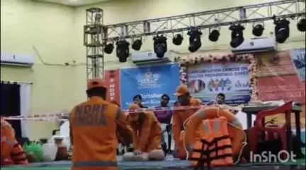 রানিবাঁধ: প্রাকৃতিক দুর্যোগে বিপর্যস্ত এলাকায় উদ্ধার কাজ চালানোর প্রশিক্ষণ দিতে শিবির হল খাতড়ার গুরুসদয় মঞ্চে
