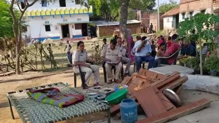 मोदनगंज: नवालीग के अपहरण के आरोपी के घर को पुलिस ने किया कुर्क