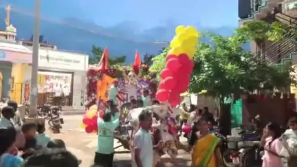 ಹೊಸಪೇಟೆ: ನಗರದಲ್ಲಿ ಒಂಟಿ ಎತ್ತಿನ ಬಂಡಿಯ ಮೆರವಣಿಗೆ ಕಾರ್ಯಕ್ರಮ