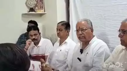 पोकरण: कांग्रेस पार्षद नारायण रंगा ने प्रेस वार्ता कहा भाजपा नेता आरोप सिद्ध करे कि मैने पानी के टैंकर के आमजन से पैसे लिए हो