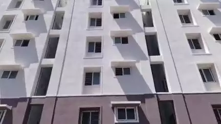 தண்டையார்பேட்டை: புது வண்ணாரப்பேட்டை காமராஜர் நகரில் 40 கோடி ரூபாய் மதிப்பீட்டில் அரசு அச்சகம் கட்டப்பட்ட வருகிறது இதனை அமைச்சர்கள் இன்று ஆய்வு மேற்கொண்டனர்