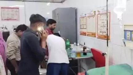 सकलडीहा: नागनपुर में टहल रही महिला को अज्ञात जहरीले जंतु ने काटा, हालत गंभीर, इलाज जारी