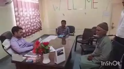 फलौदी: आऊ क्षेत्र में सोलर प्लांट लगाने के नाम पर खेजड़ी के वृक्षों की कटाई रोकने की मांग को लेकर सौंपा ज्ञापन