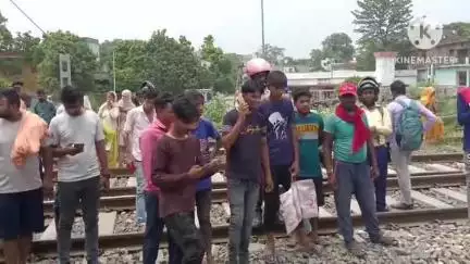 बगहा: रामनगर में मालगाड़ी से कटकर एक महिला की मौत