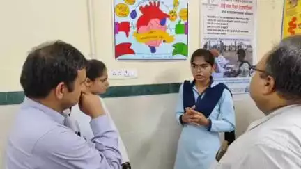 झुंझुनू: हाइपरटेंशन जागरूकता अभियान के तहत चिकित्सा विभाग ने टॉक शो,नुक्कड़ नाटक पोस्टर प्रतियोगिता का BDK अस्पताल मे किया आयोजन