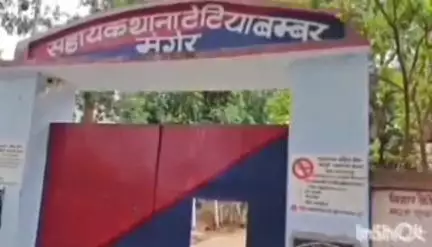 टेटिया बम्बर: टेटिया बंबर गांव में शराब के नशे में हंगामा कर रहे एक शराबी को किया गया गिरफ्तार